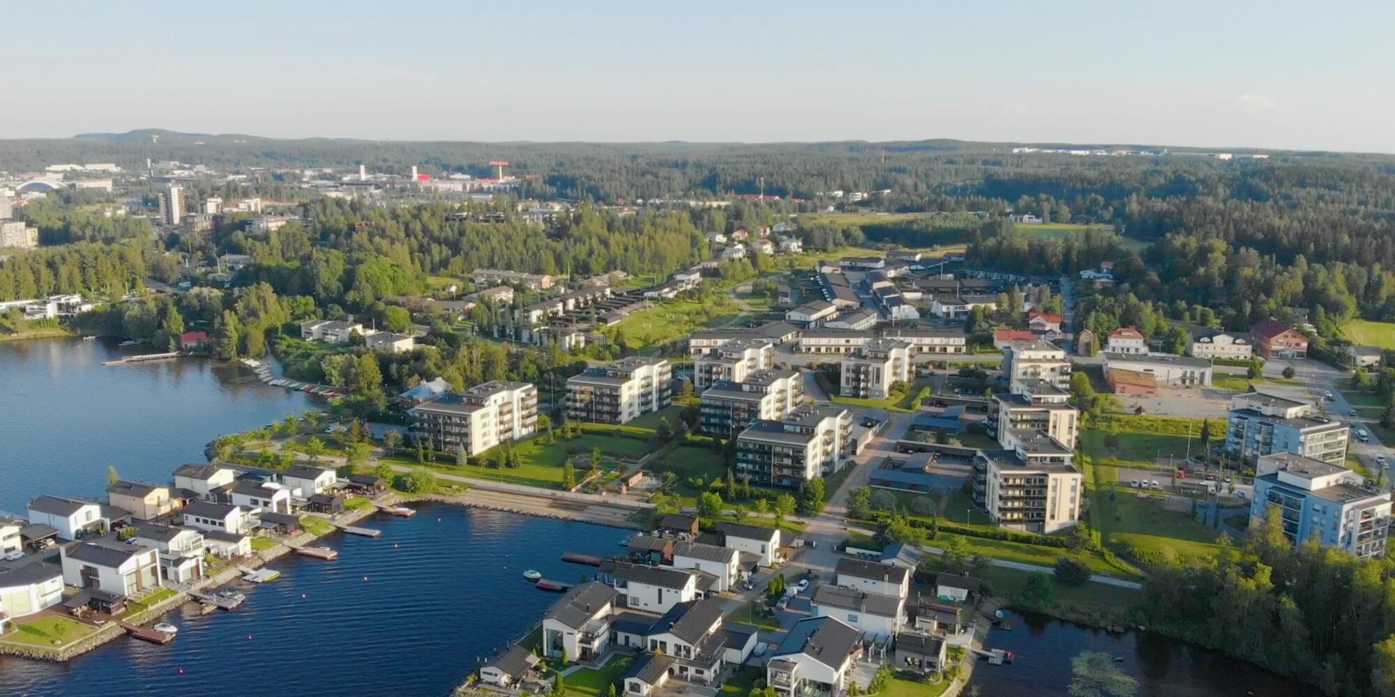Asuntoja ylhäältä päin kuvattuna
